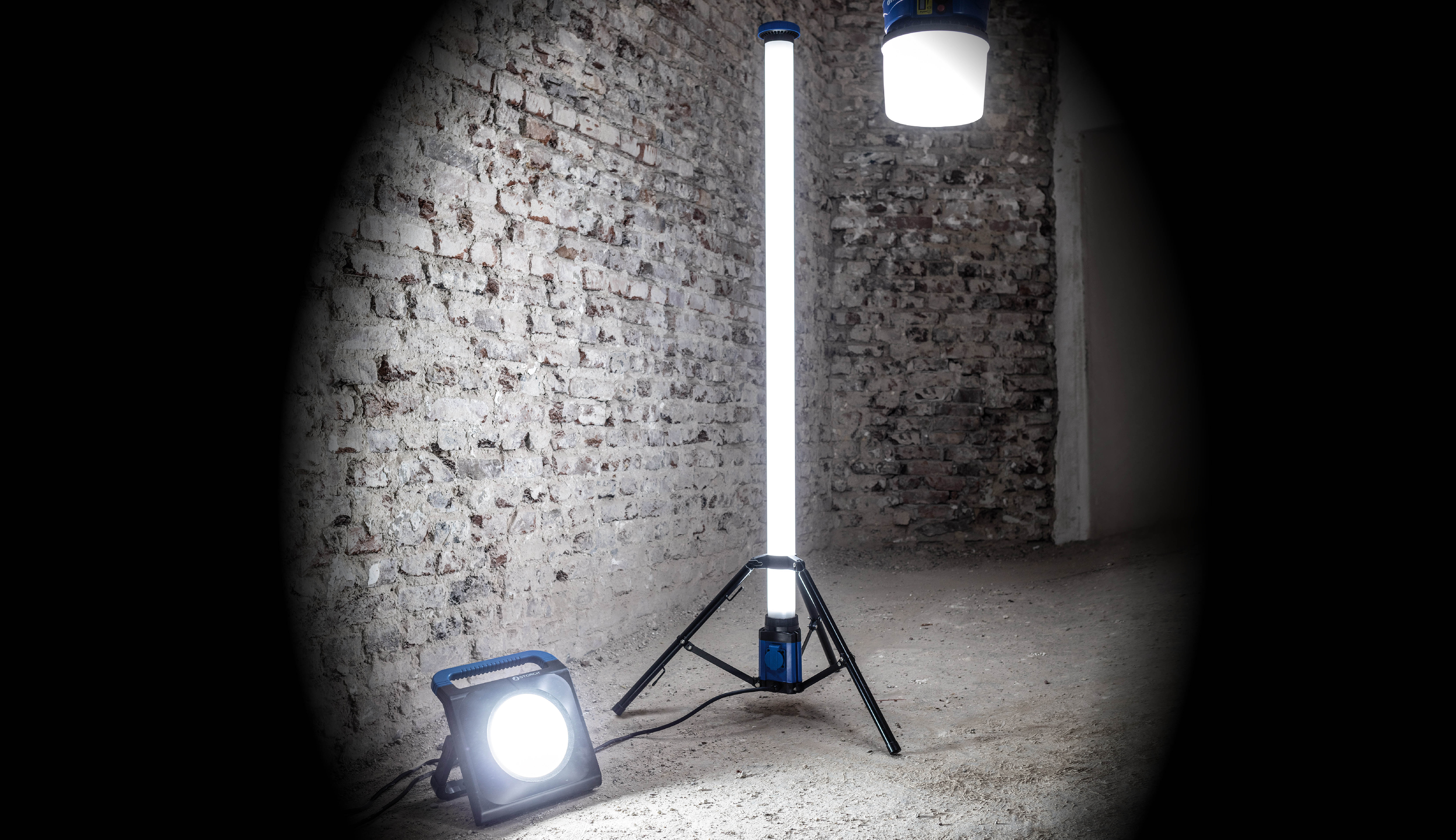 Aktion Licht Warme Baustrahler Und Heizlufter Reduziert Fur Einen Produktiven Herbst